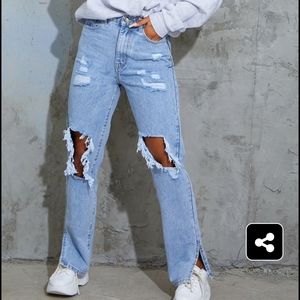Pretty little thingDistressed Knee Split Hem Jeans